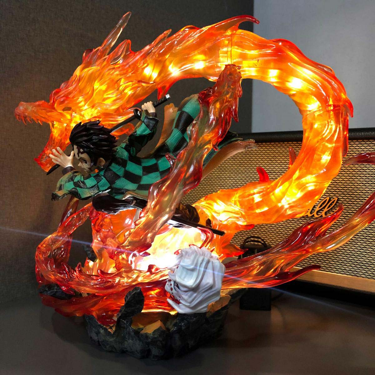 Demon Slayer : Tanjiro Kamado 30 cm fire dragon light up action figure