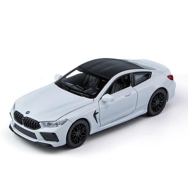 BMW M8 Competition Coupe 1:38 Scale Diecast Model
