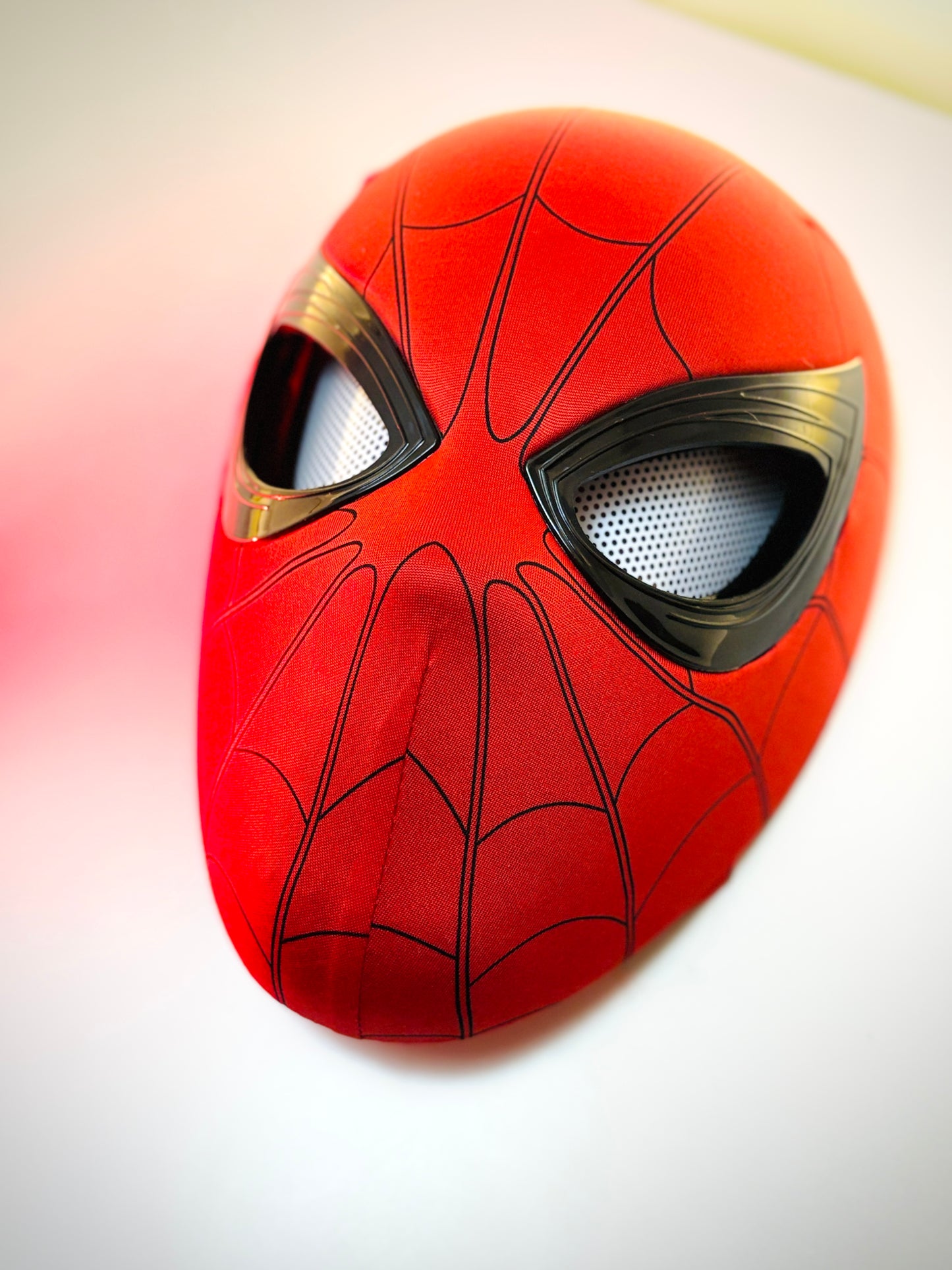Realistic Spider-Man Mask with Movable Eyes – Jaw-Controlled Cosplay Edition