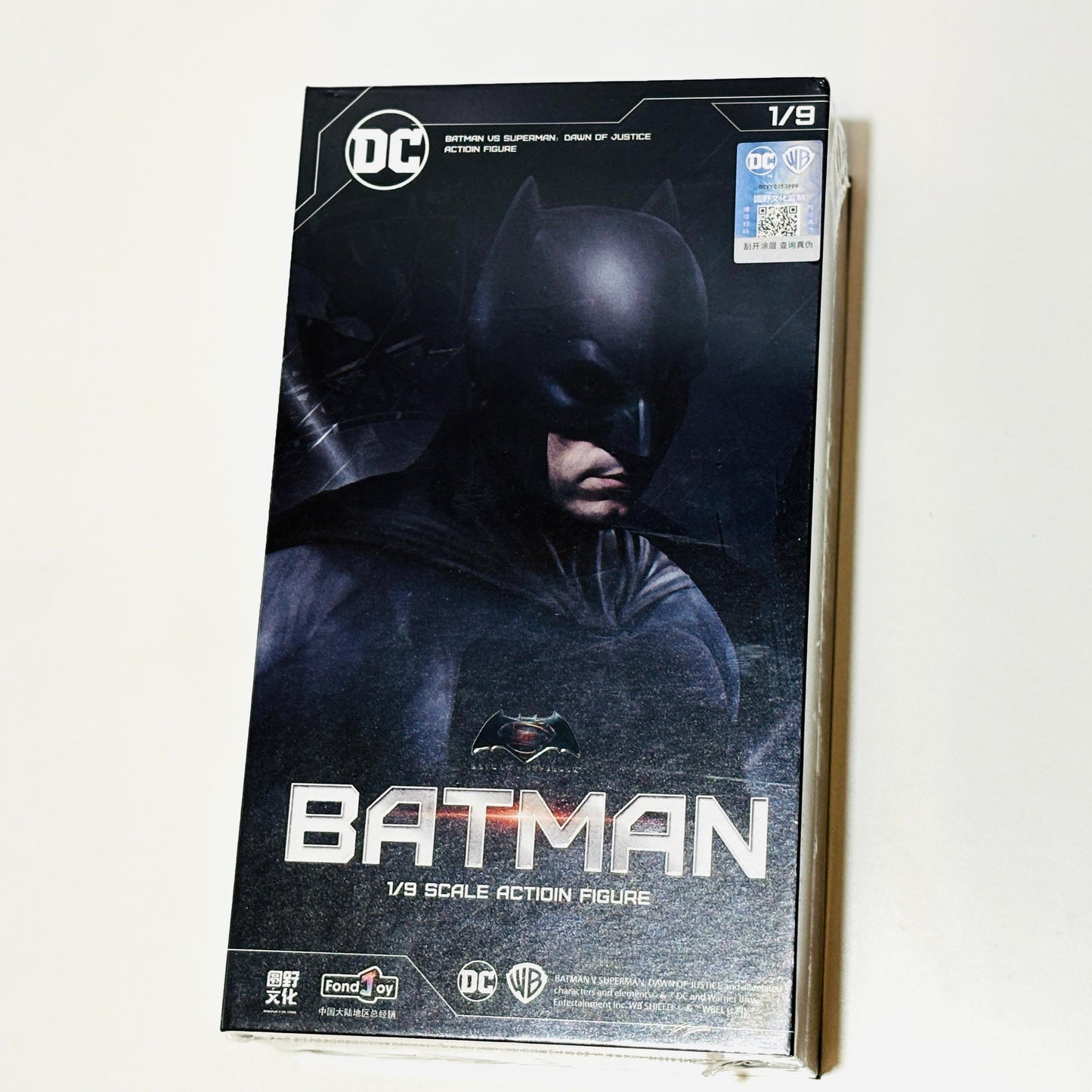 Fondjoy Official Batman 1/9 Scale Figure – Licensed DC Collectible, Sealed Box