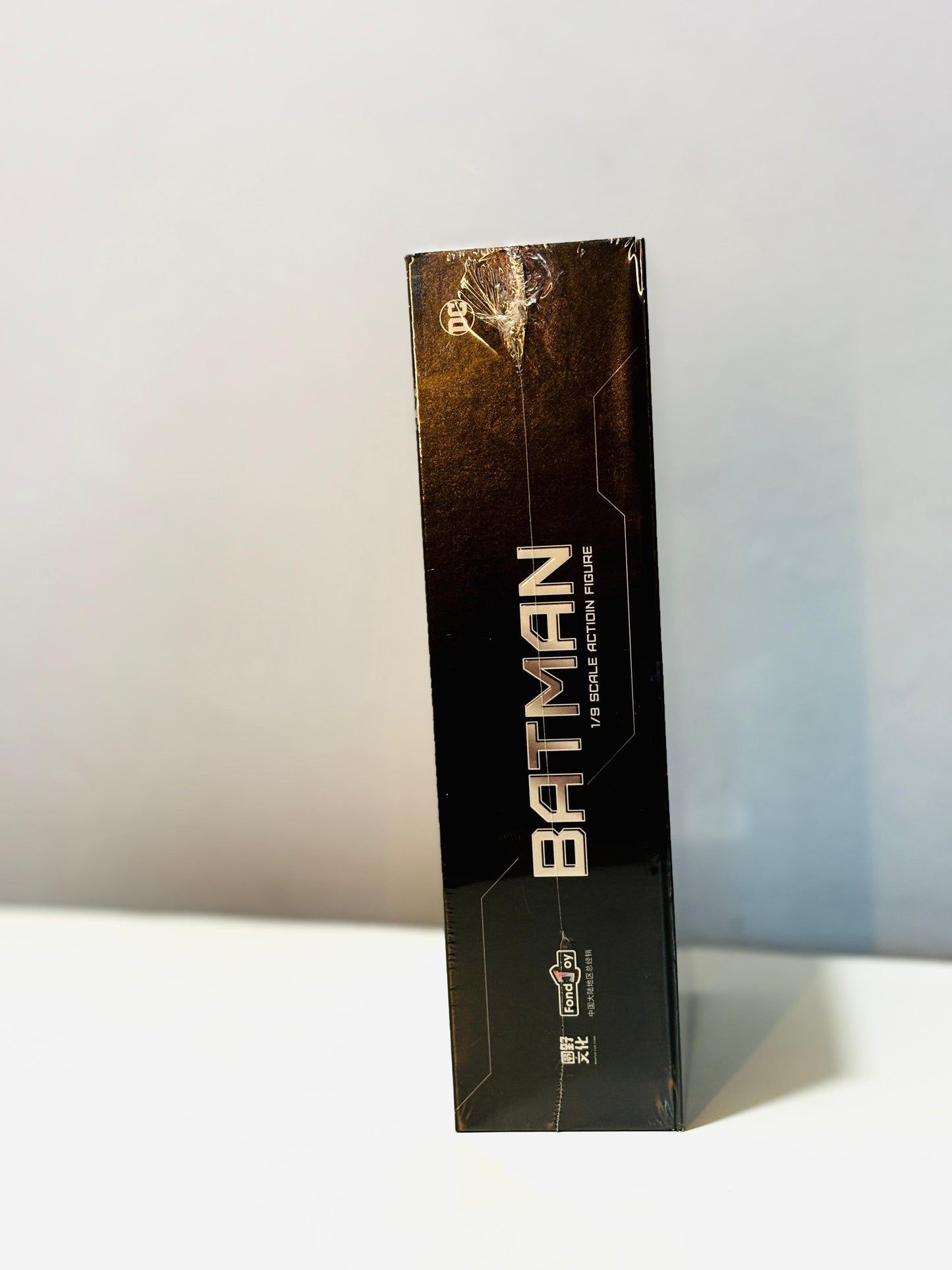 Fondjoy Official Batman 1/9 Scale Figure – Licensed DC Collectible, Sealed Box