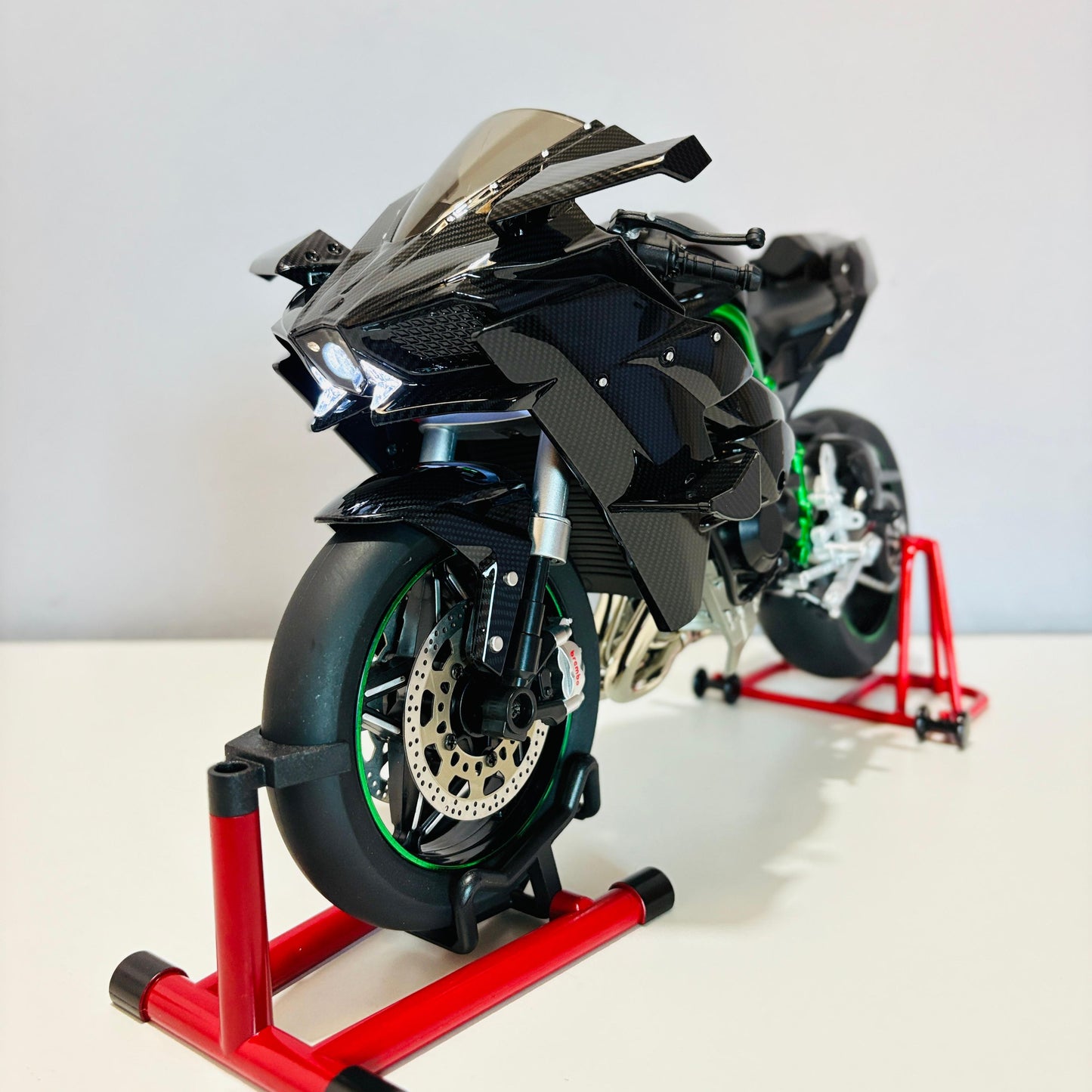 Kawasaki Ninja H2R 1/6 Scale Die-Cast Model Bike – Premium Collectible Superbike Replica