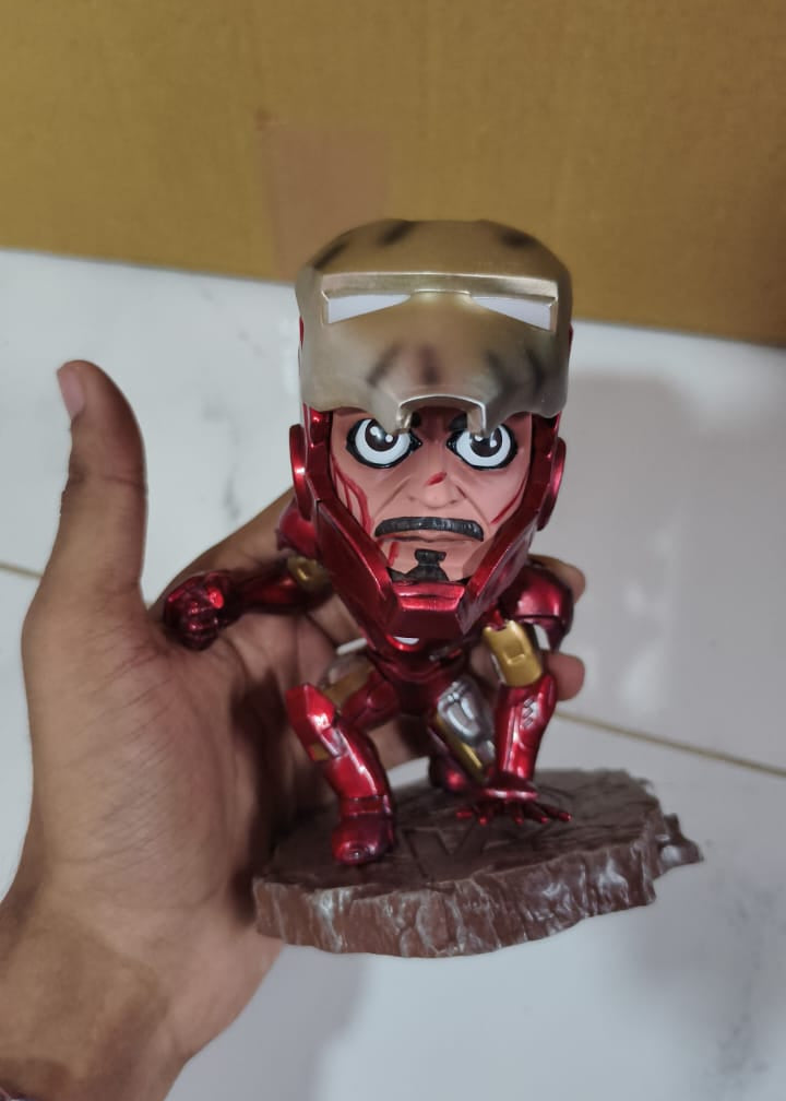 Iron Quirk: Hero Landing Edition" – Chibi Iron Man figure
