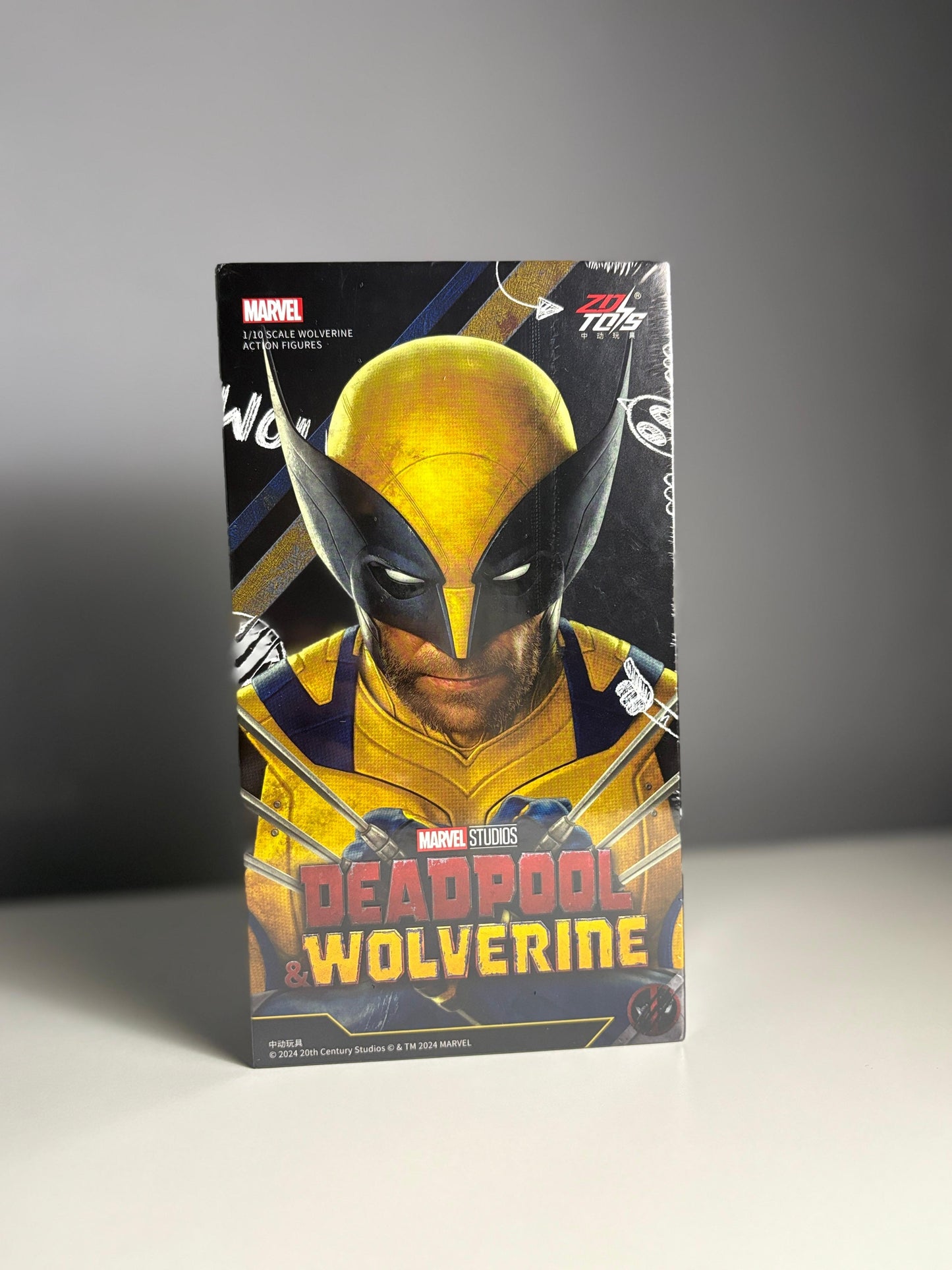 Wolverine Action Figure 1/10 Scale by ZD Toys – Classic Yellow Suit Collectible