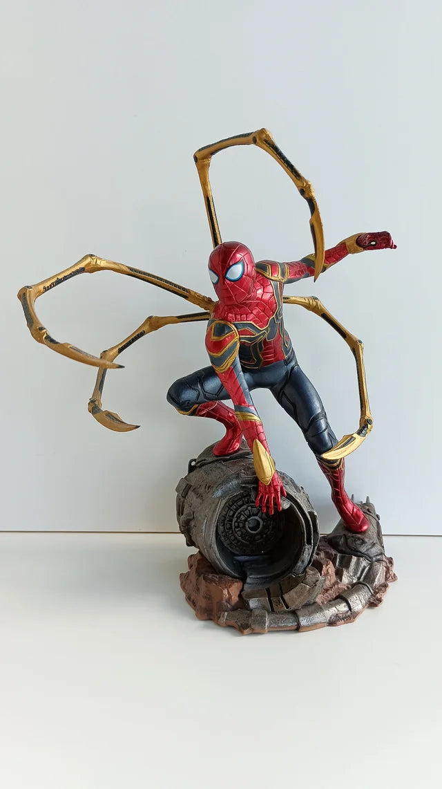 Iron Spider 25cm Premium Action Figure – The Ultimate Web-Slinger!