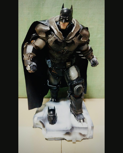 Knightfall: Armored Vengeance” – Limited Edition Light-Up Batman Figure
