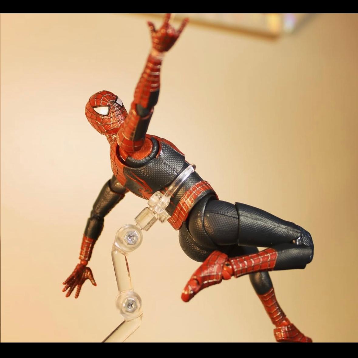 Tobey Maguire Friendly Neighborhood Spider-Man Action Figure – CT Toys Highly Detailed Collectible
