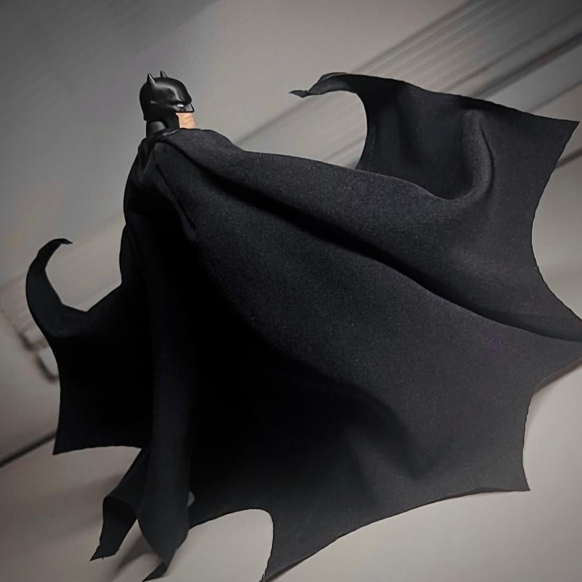 DC Hush Batman Action Figure by CT TOYS – Premium Articulated Collectible (7 Inch)