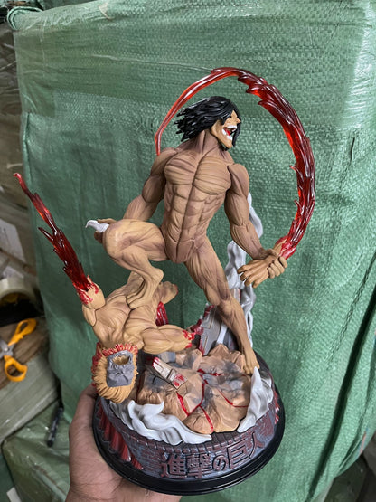 AOT : Titan Eren VS Jaw Titan  36 cm action figure