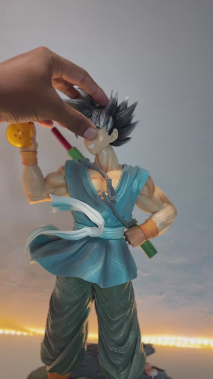 Dragon Ball Z Action Figure - Goku with Four Star Dragon Ball